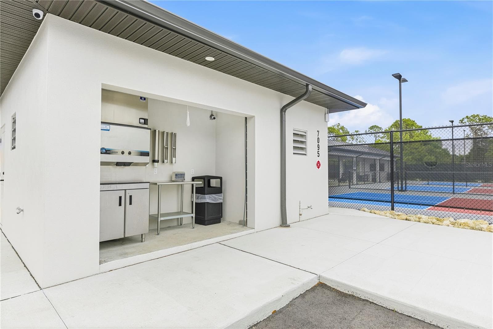 Condominium at 6501 STONE RIVER RD #302, BRADENTON, photo 39 of 41
