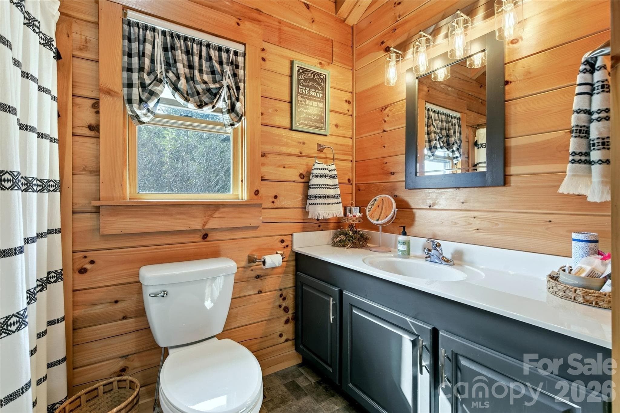 Single Family Residence at 242 Falling Creek Drive, Nebo, photo 11 of 51