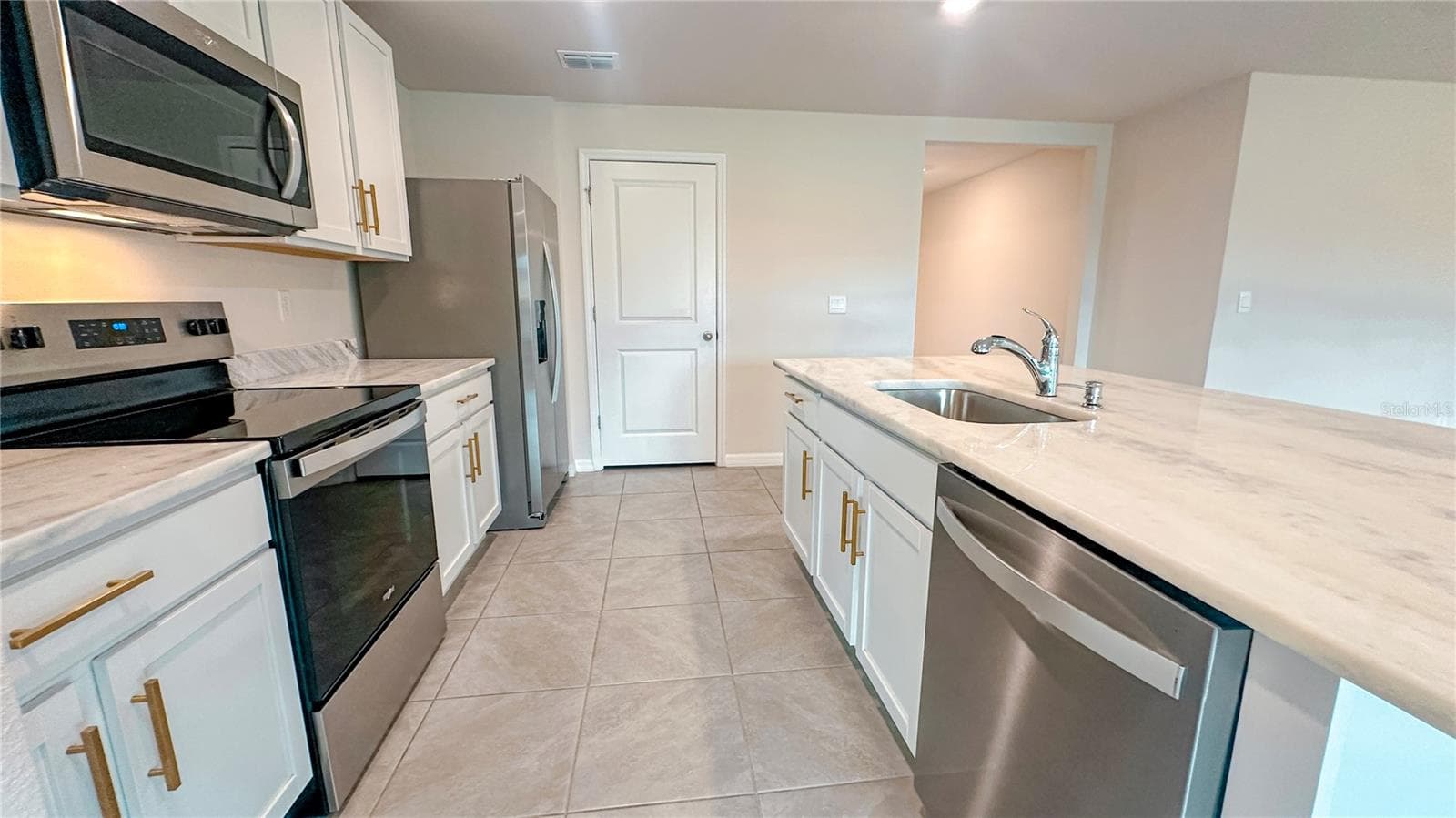 Kitchen - 12293 MOUNTAIN ISLAND TRL, PARRISH