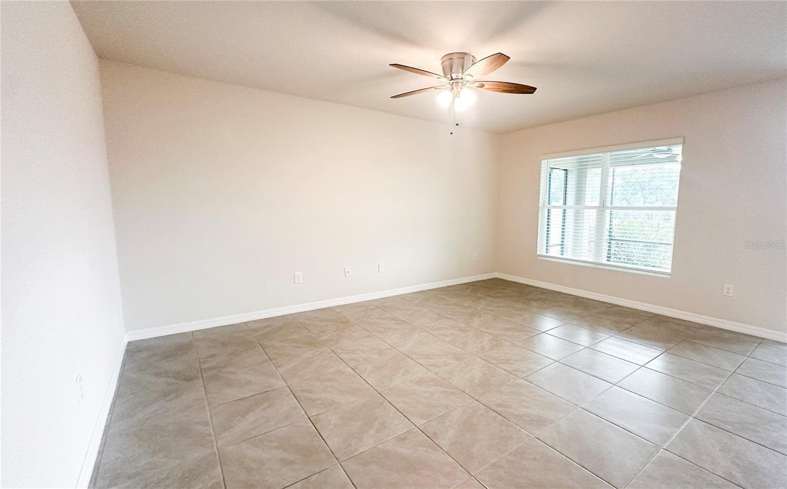 Huge Living Area - 12293 MOUNTAIN ISLAND TRL, PARRISH