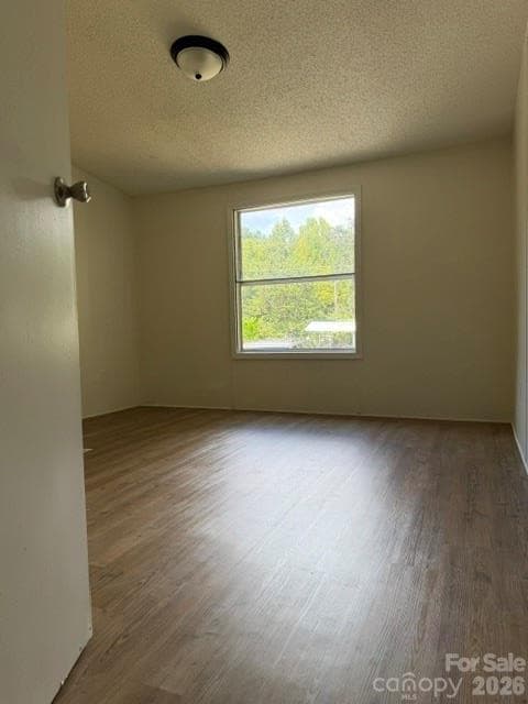 Single Family Residence at 4191 Peachtree Lane, Granite Falls, photo 18 of 29