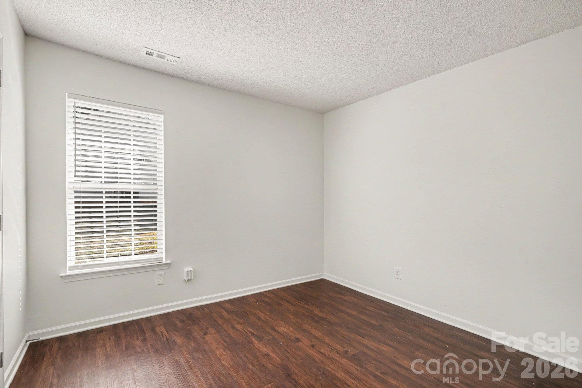 Single Family Residence at 4609 Avalon Forest Lane, Charlotte, photo 15 of 22
