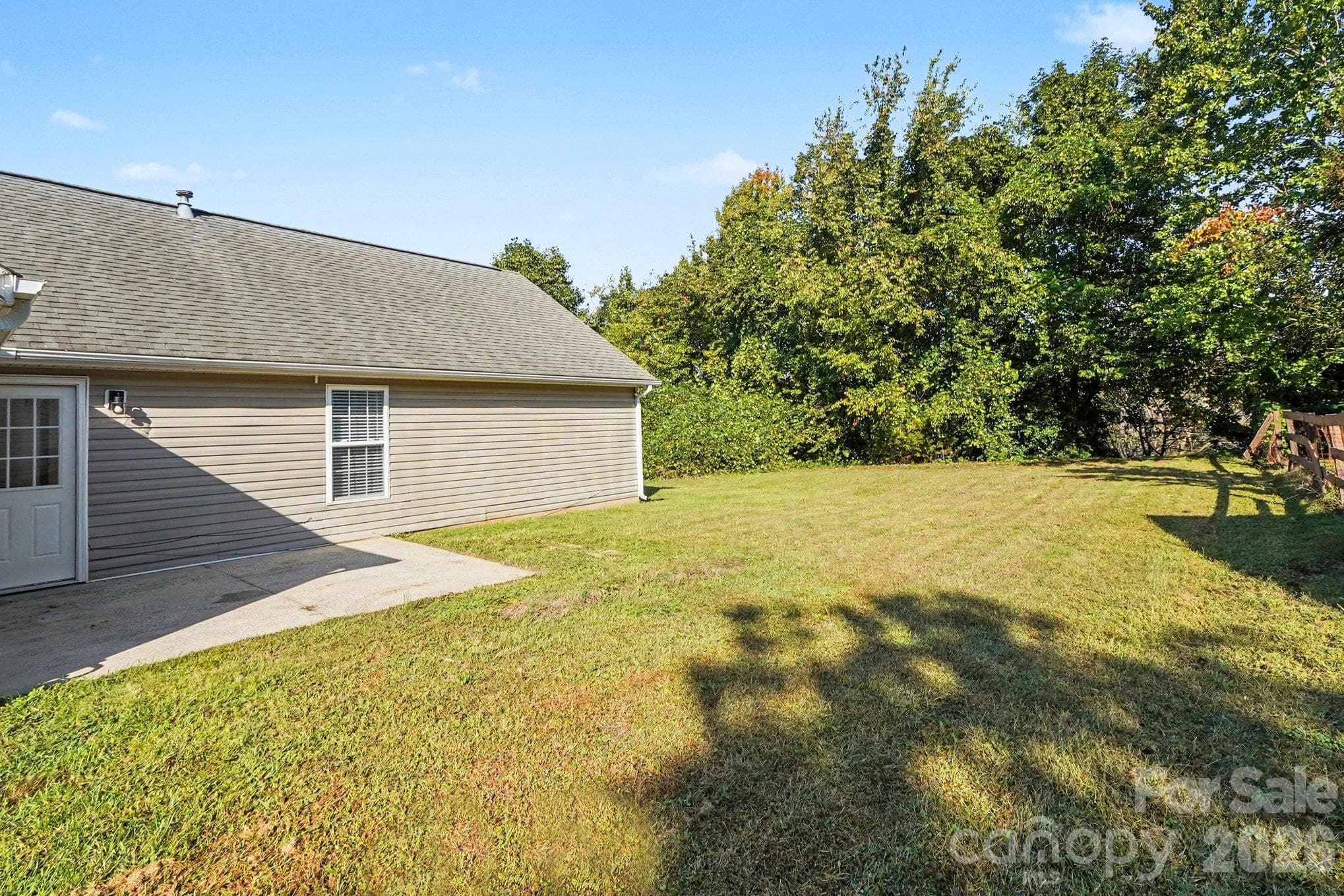 Single Family Residence at 4609 Avalon Forest Lane, Charlotte, photo 19 of 22