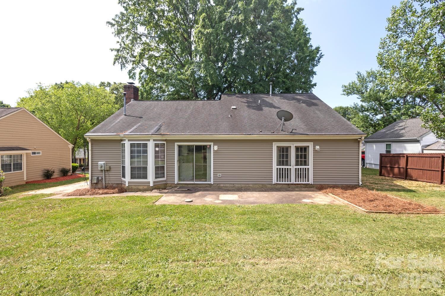Single Family Residence at 2600 Olde Whitehall Road, Charlotte, photo 41 of 43