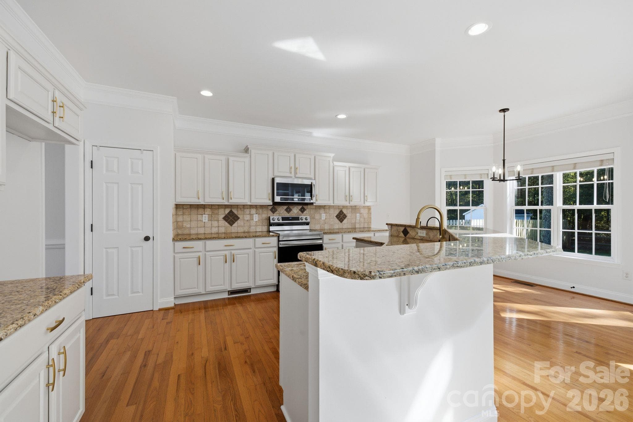 Single Family Residence at 11646 Red Falcon Court, Huntersville, photo 12 of 48
