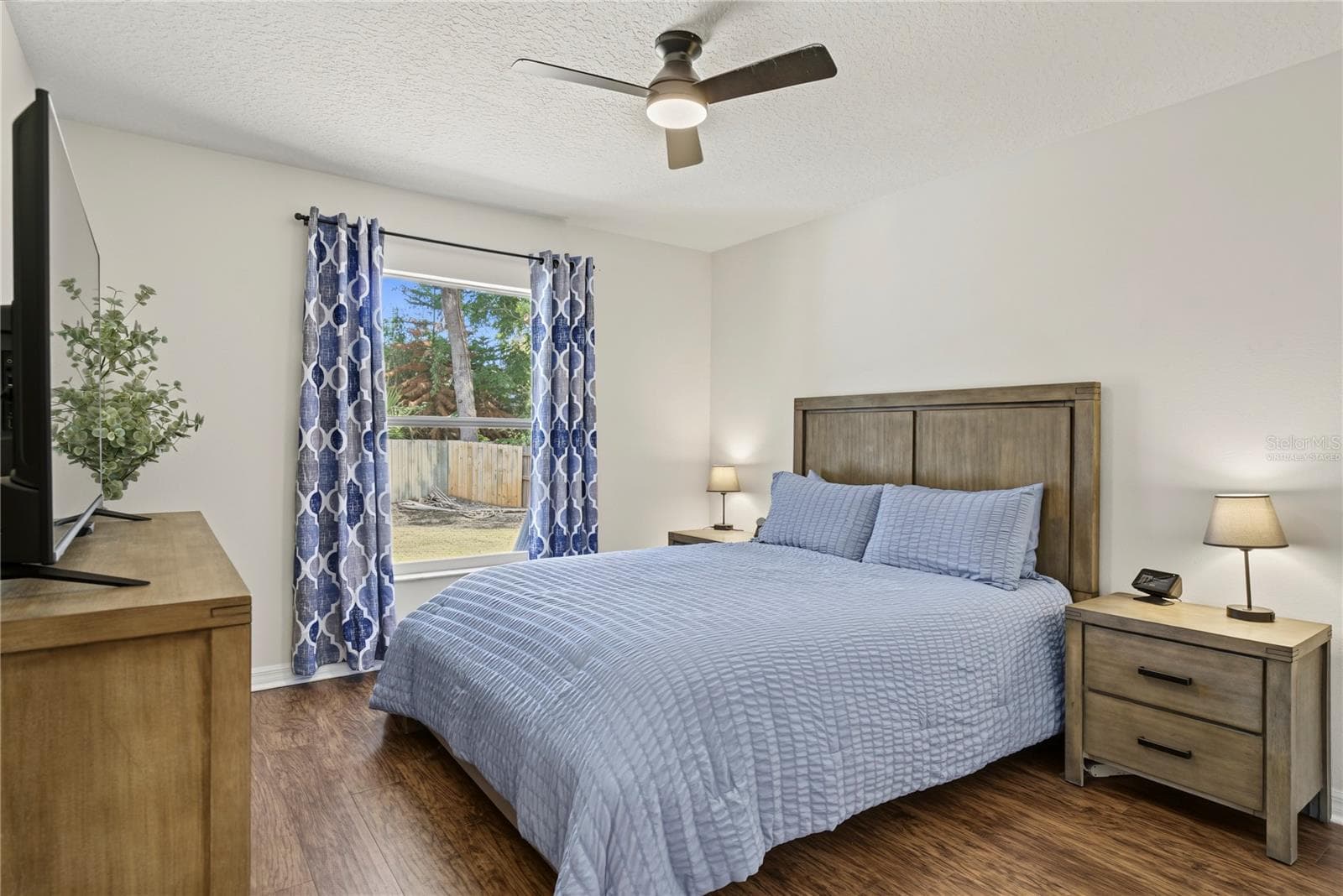 Virtually Staged - 10427 PLEASANT VIEW DR, LEESBURG
