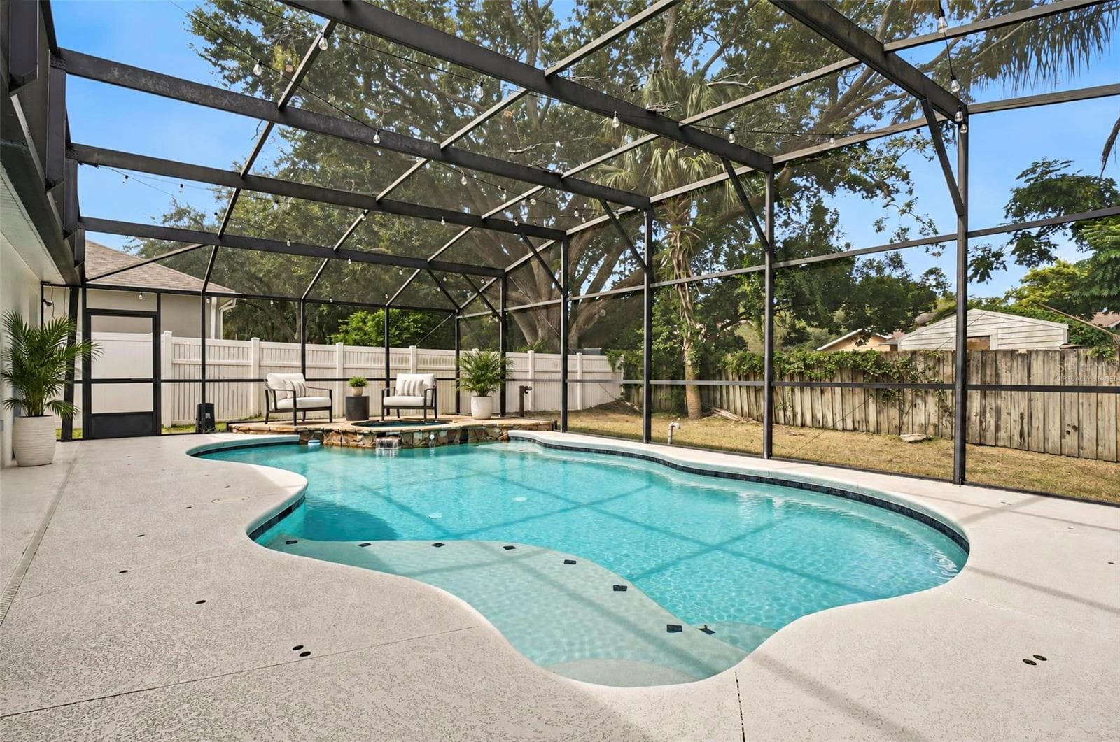 Virtually Staged - 10427 PLEASANT VIEW DR, LEESBURG
