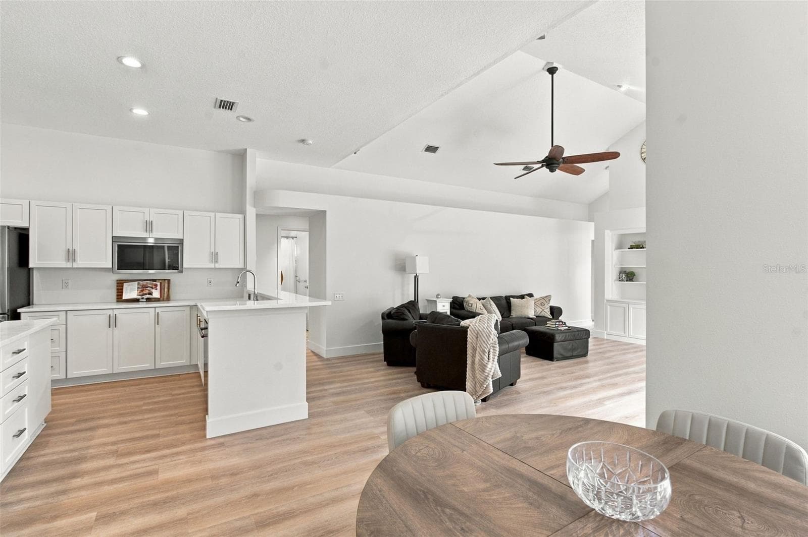 Single Family Residence at 3553 FLORIAN TER, PALM HARBOR, photo 10 of 87