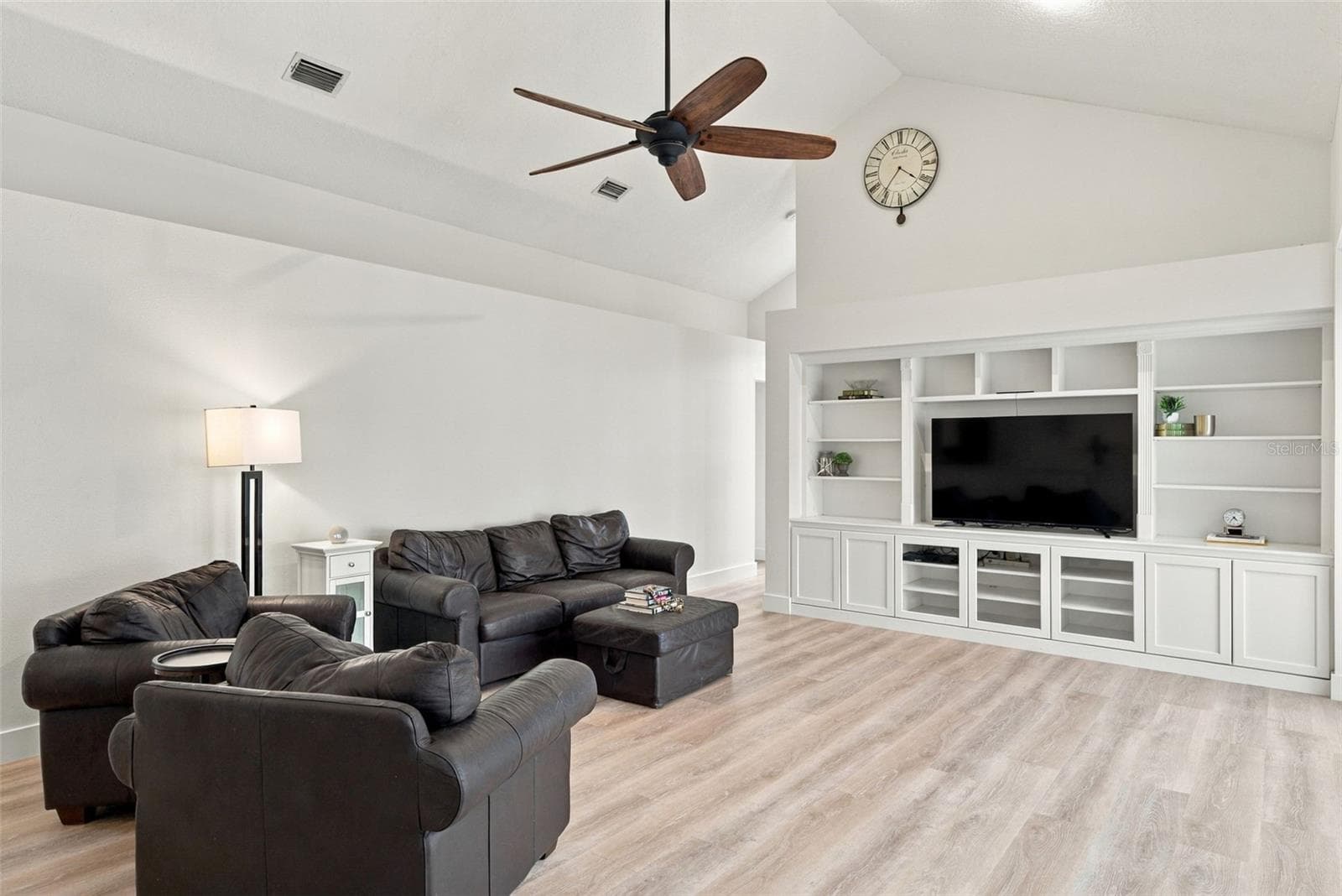 Single Family Residence at 3553 FLORIAN TER, PALM HARBOR, photo 14 of 87