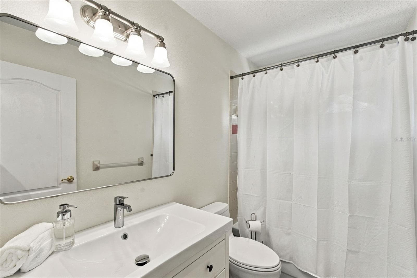 Single Family Residence at 3553 FLORIAN TER, PALM HARBOR, photo 26 of 87