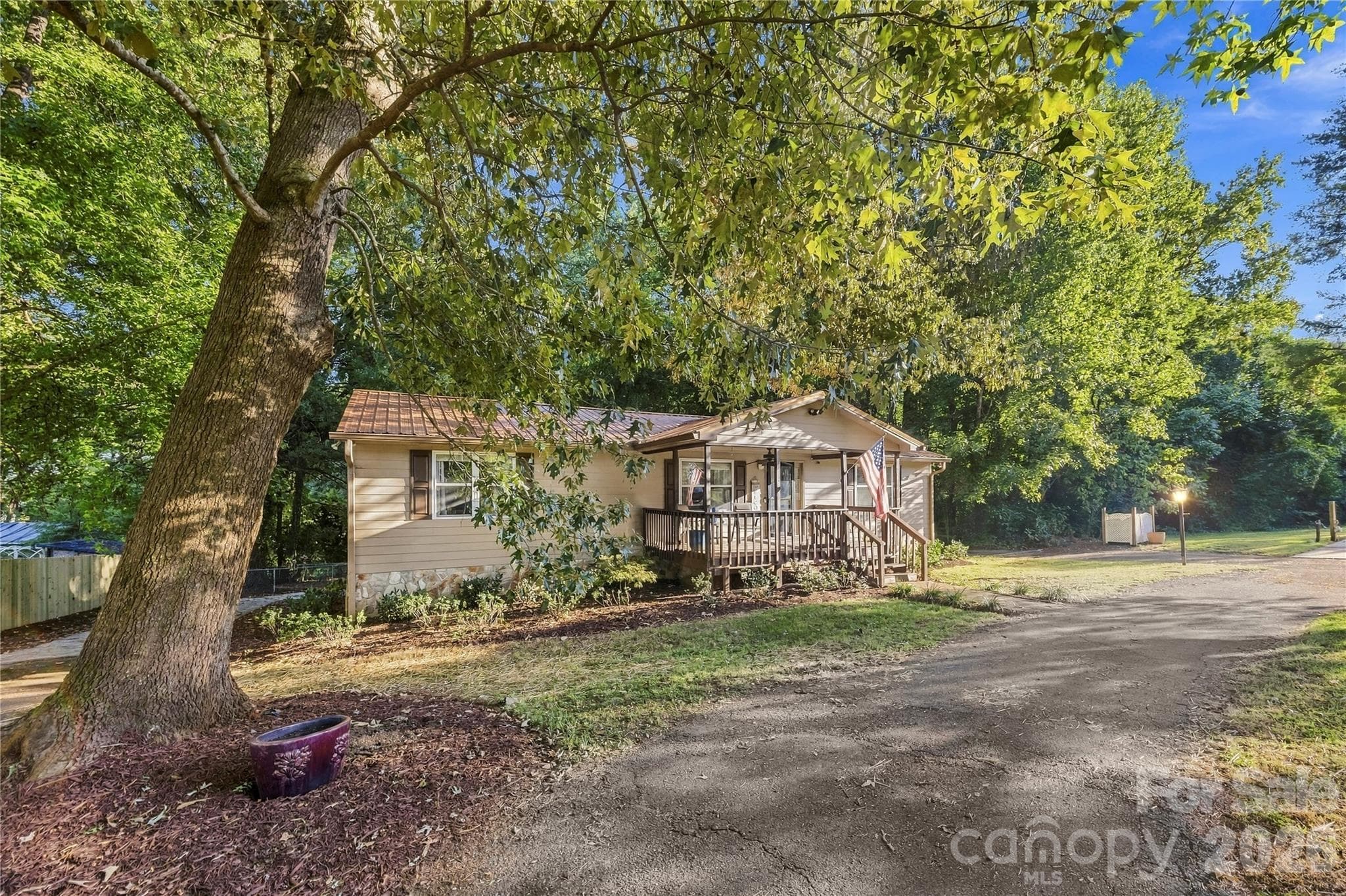 Single Family Residence at 7316 Neal Road, Charlotte, photo 4 of 45