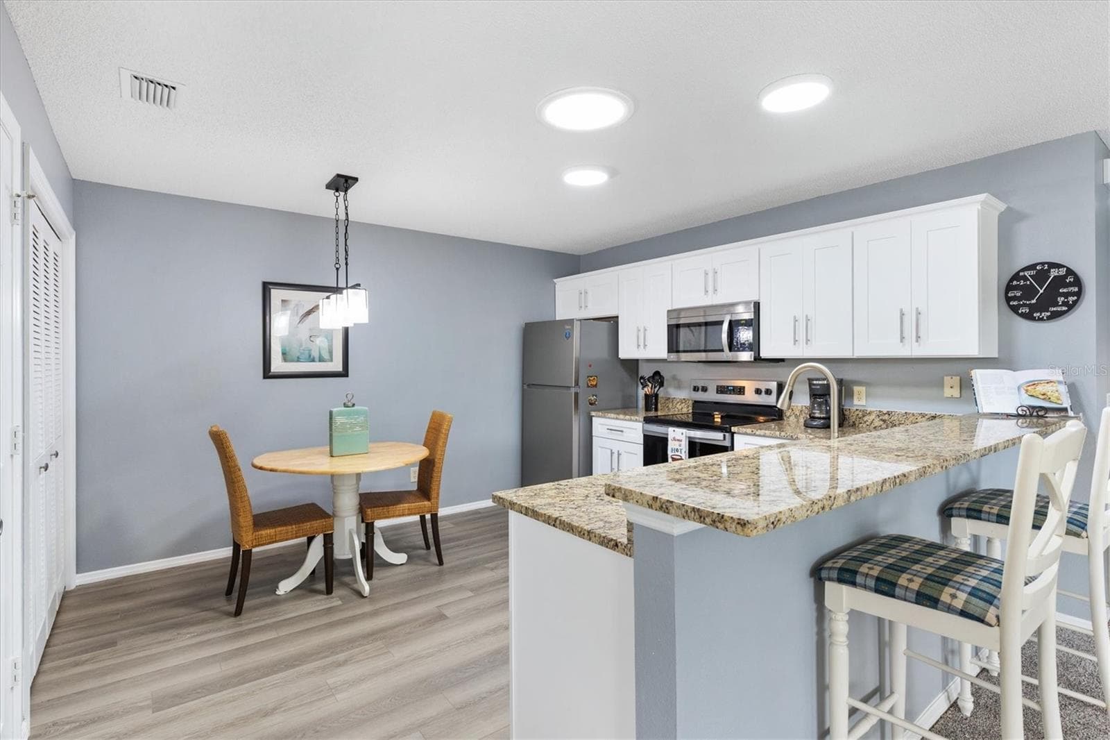 BEAUTIFUL KITCHEN - 1234 EAGLE RIDGE DR, THE VILLAGES