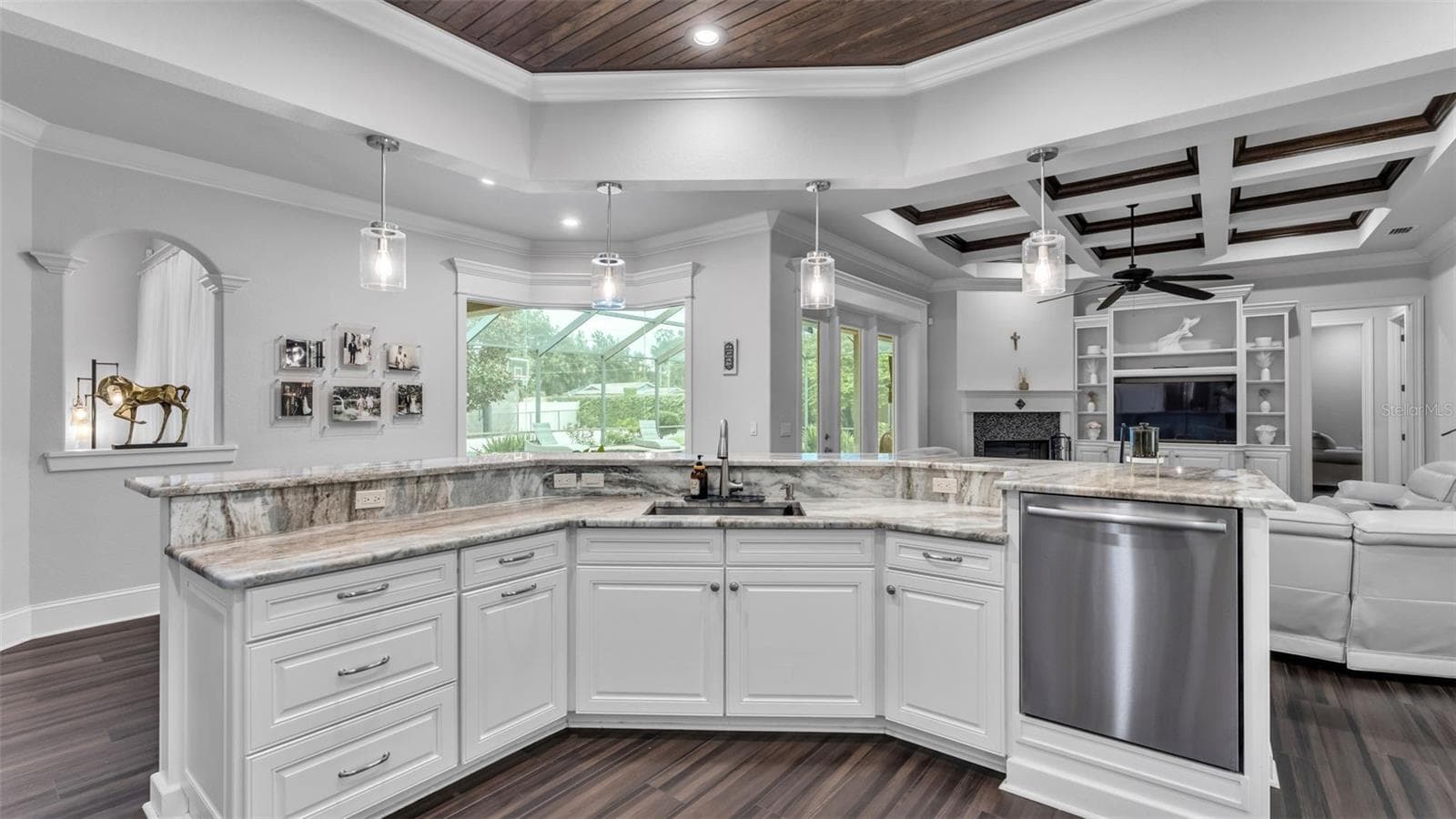 Single Family Residence at 6626 CRESCENT WOODS CIR, LAKELAND, photo 12 of 66