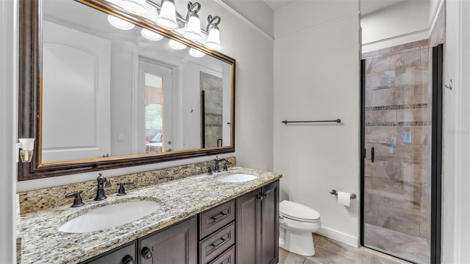 bathroom #3 - 6626 CRESCENT WOODS CIR, LAKELAND