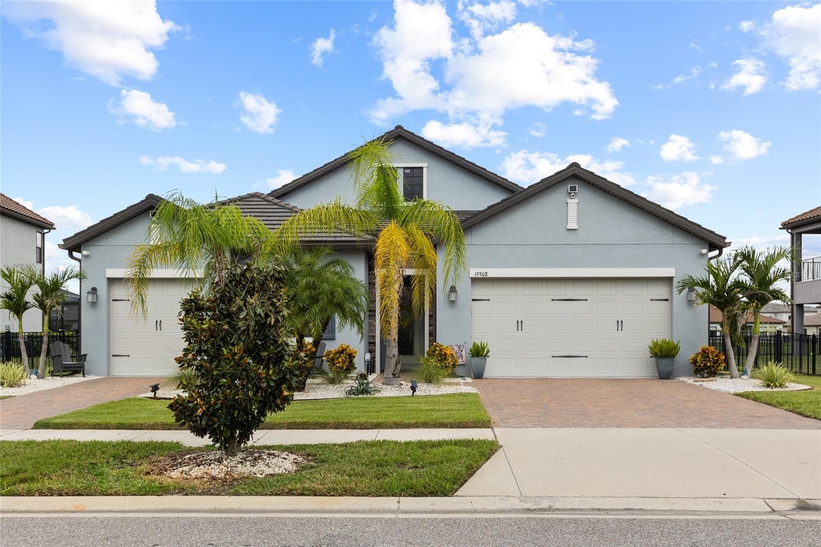 Single Family Residence at 19908 CYPRESS BRIDGE DR, ODESSA, photo 2 of 55