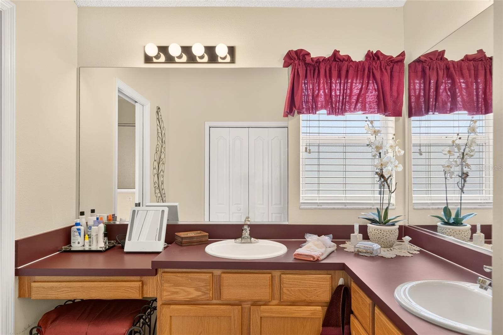 Single Family Residence at 1700 NORFOLK AVE, THE VILLAGES, photo 25 of 44