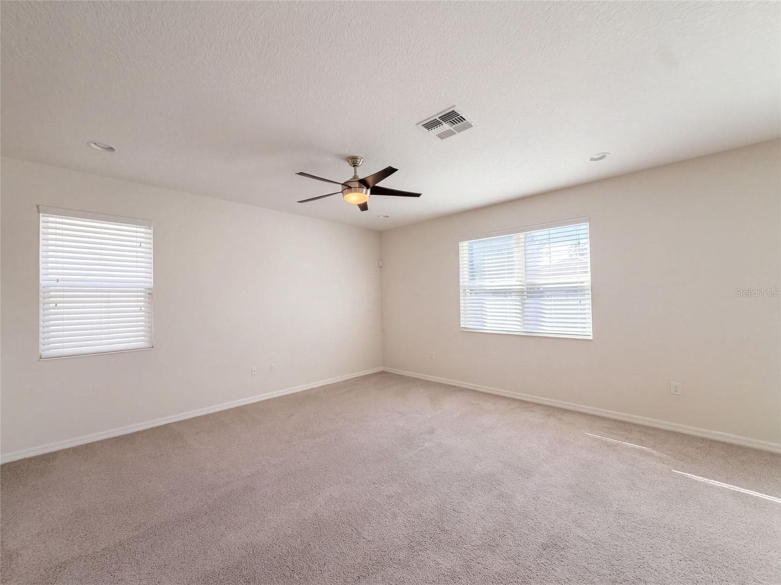 Single Family Residence at 7607 TANGLE RUSH DR, GIBSONTON, photo 4 of 28