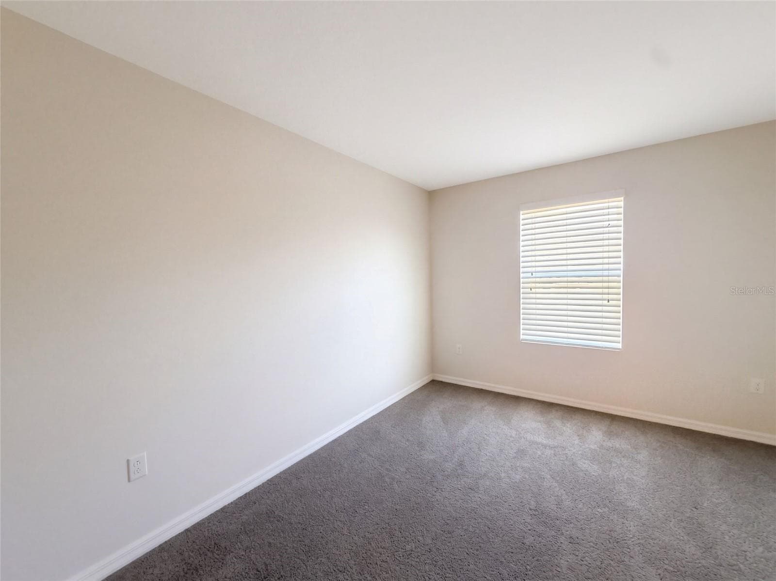 Single Family Residence at 7607 TANGLE RUSH DR, GIBSONTON, photo 12 of 28