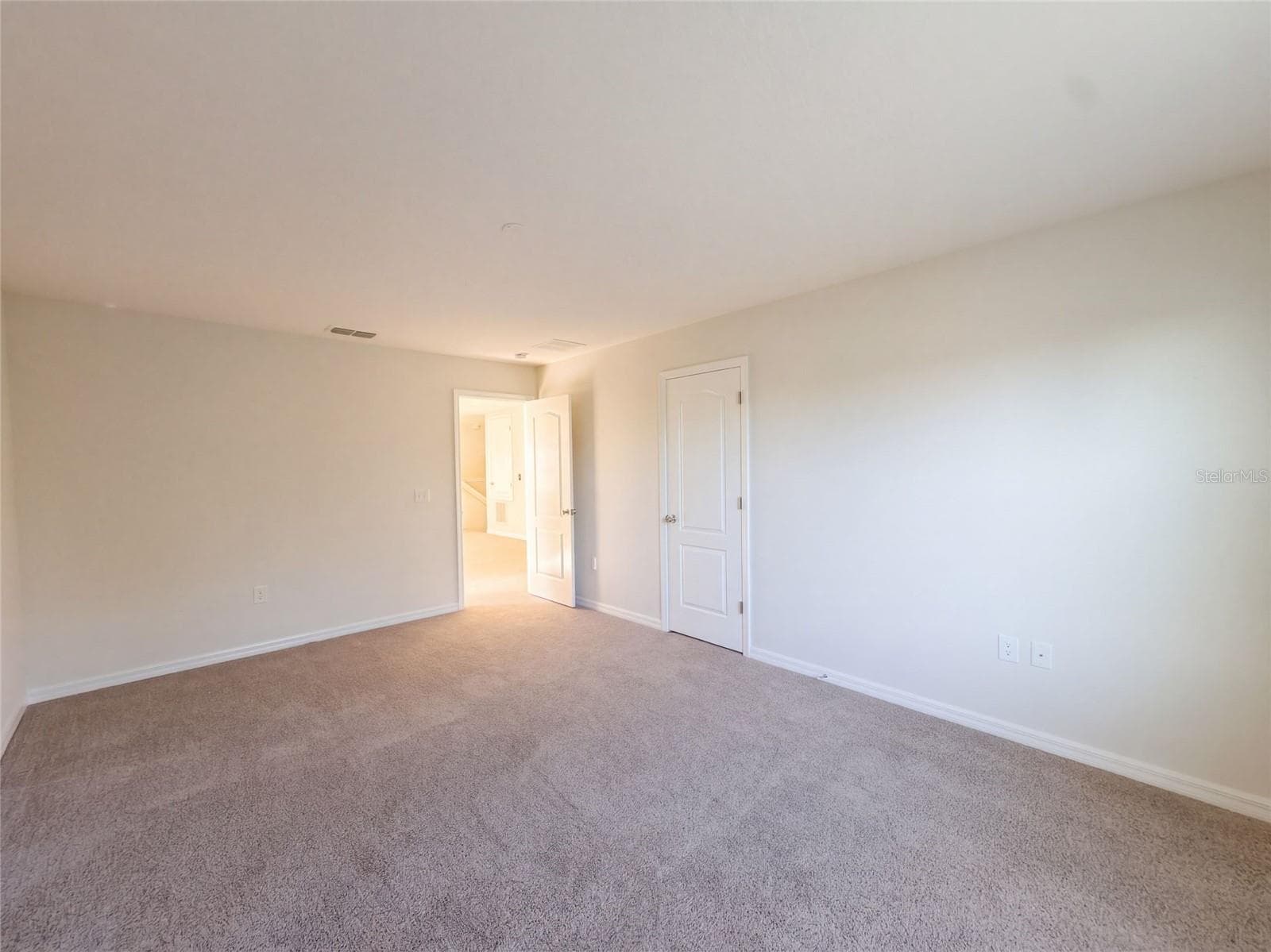 Single Family Residence at 7607 TANGLE RUSH DR, GIBSONTON, photo 16 of 28