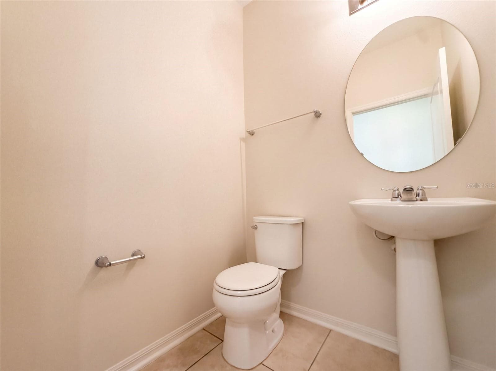 Single Family Residence at 7607 TANGLE RUSH DR, GIBSONTON, photo 18 of 28
