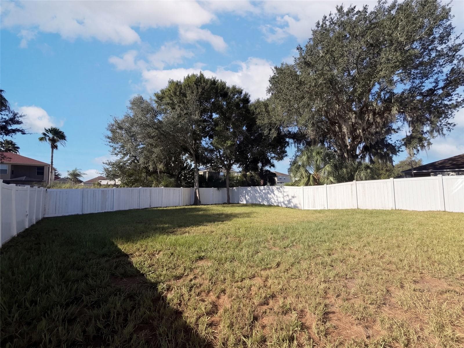 Single Family Residence at 7607 TANGLE RUSH DR, GIBSONTON, photo 27 of 28