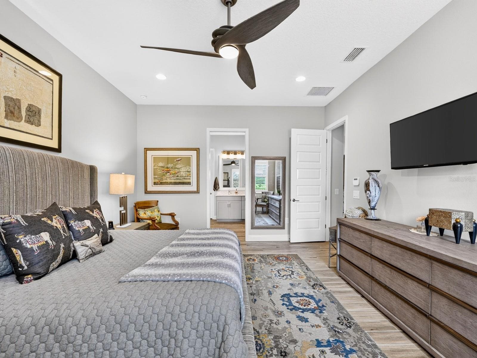 Single Family Residence at 800 TAILWIND PL, SARASOTA, photo 6 of 100
