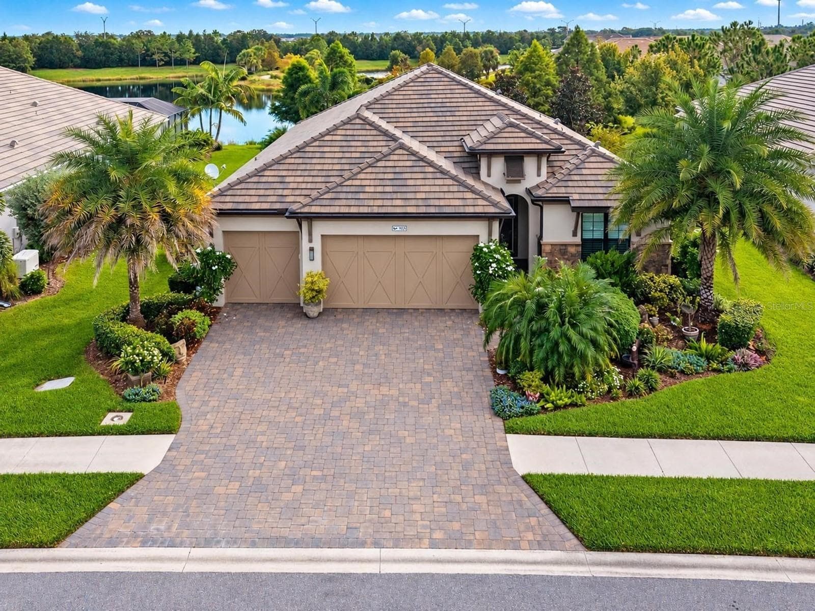 Single Family Residence at 800 TAILWIND PL, SARASOTA, photo 10 of 100
