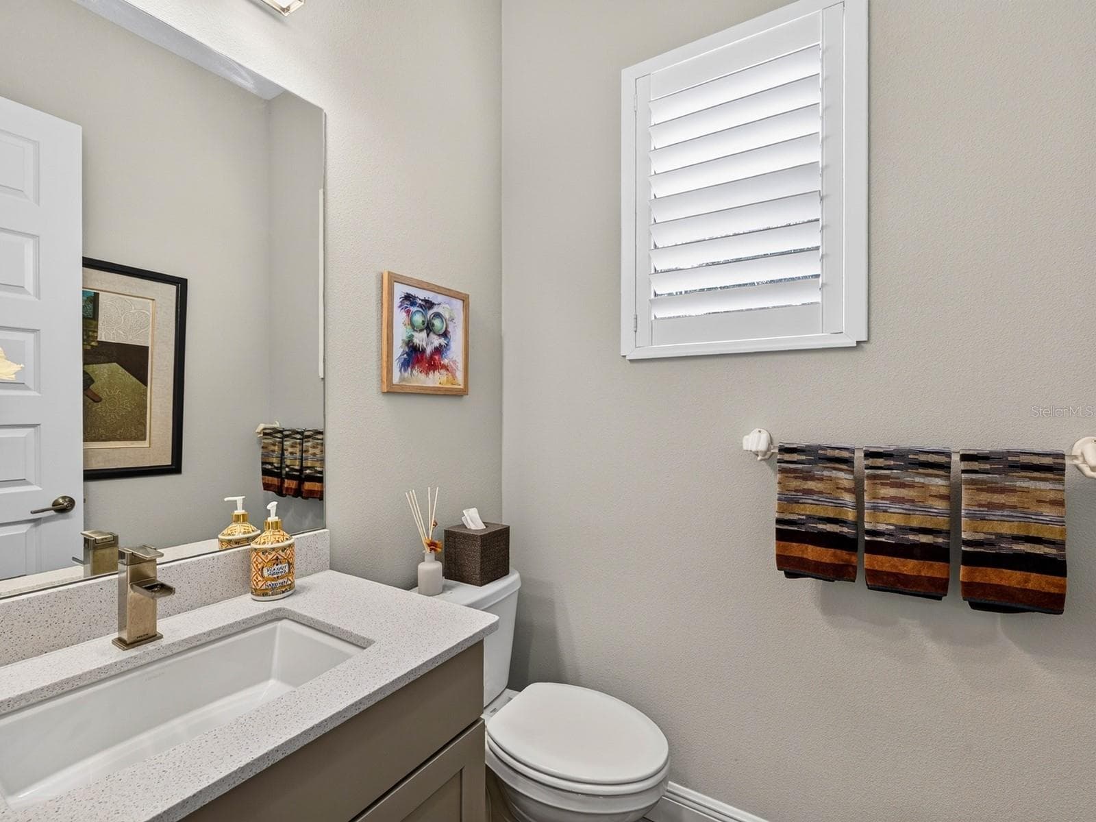 Single Family Residence at 800 TAILWIND PL, SARASOTA, photo 21 of 100