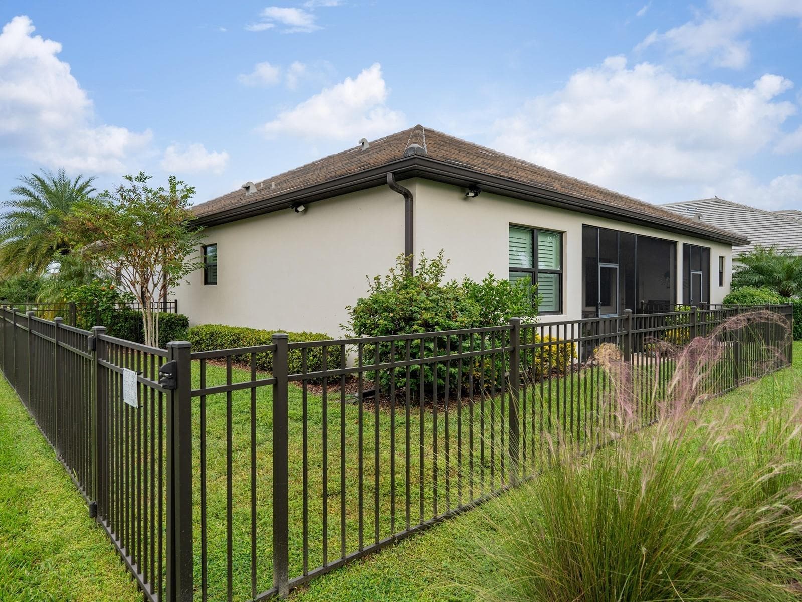 Single Family Residence at 800 TAILWIND PL, SARASOTA, photo 35 of 100