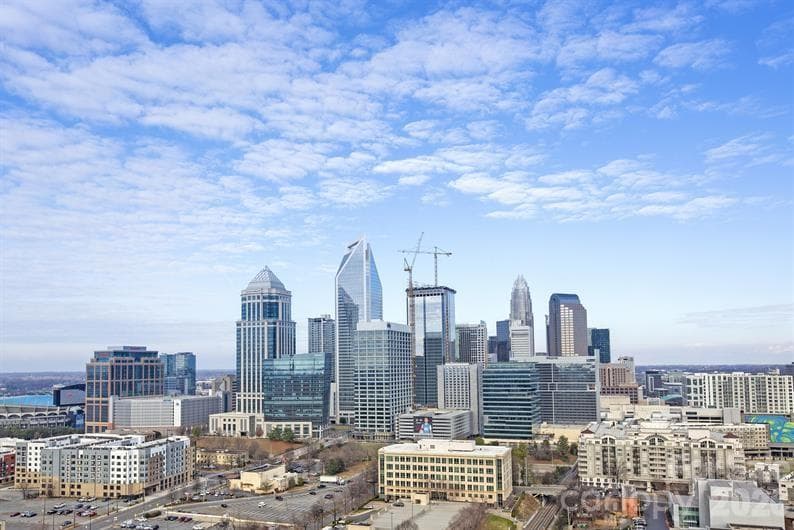 Area Photo - the Queen City! Live just 3 miles from I-485 & I-77 for quick access to all of Charlotte - shopping, dining, work and play. - 2052 Fernway Way, Charlotte
