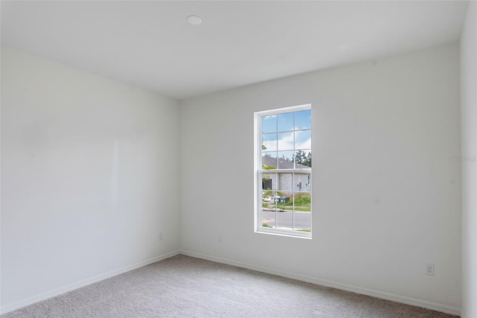 Single Family Residence at 35127 TUSCAN HILL RD, DADE CITY, photo 7 of 40