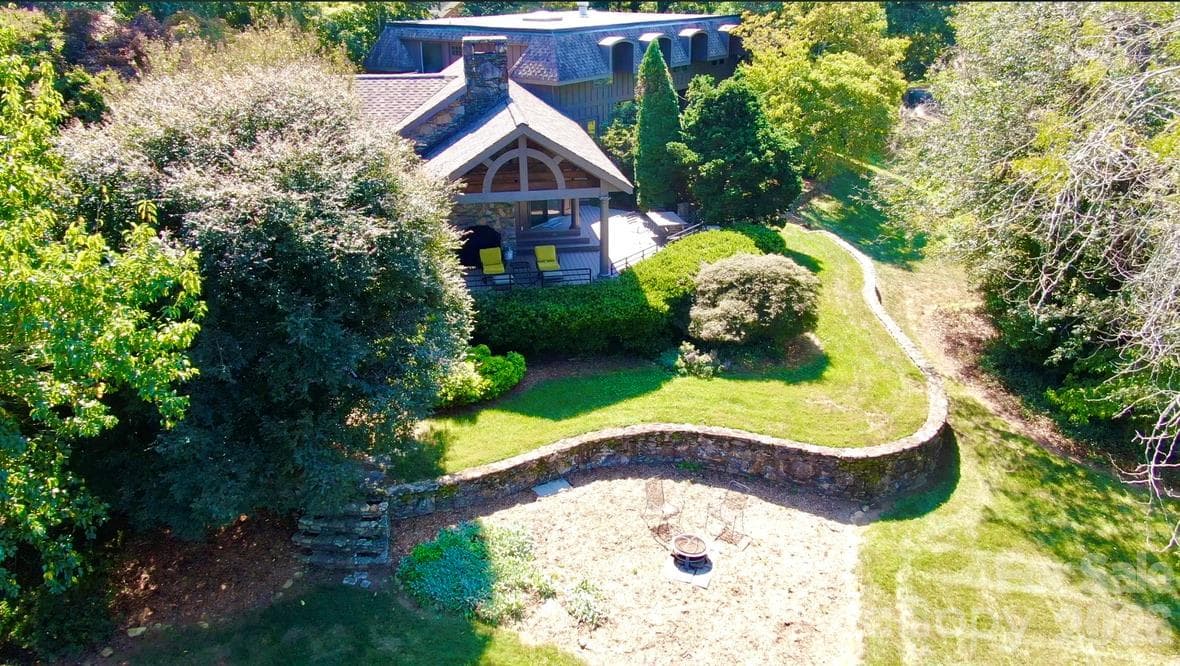 Set on .97 acre at the 6th-hole tee box of the Dogwood Course - 4821 Elmhurst Drive NE, Hickory
