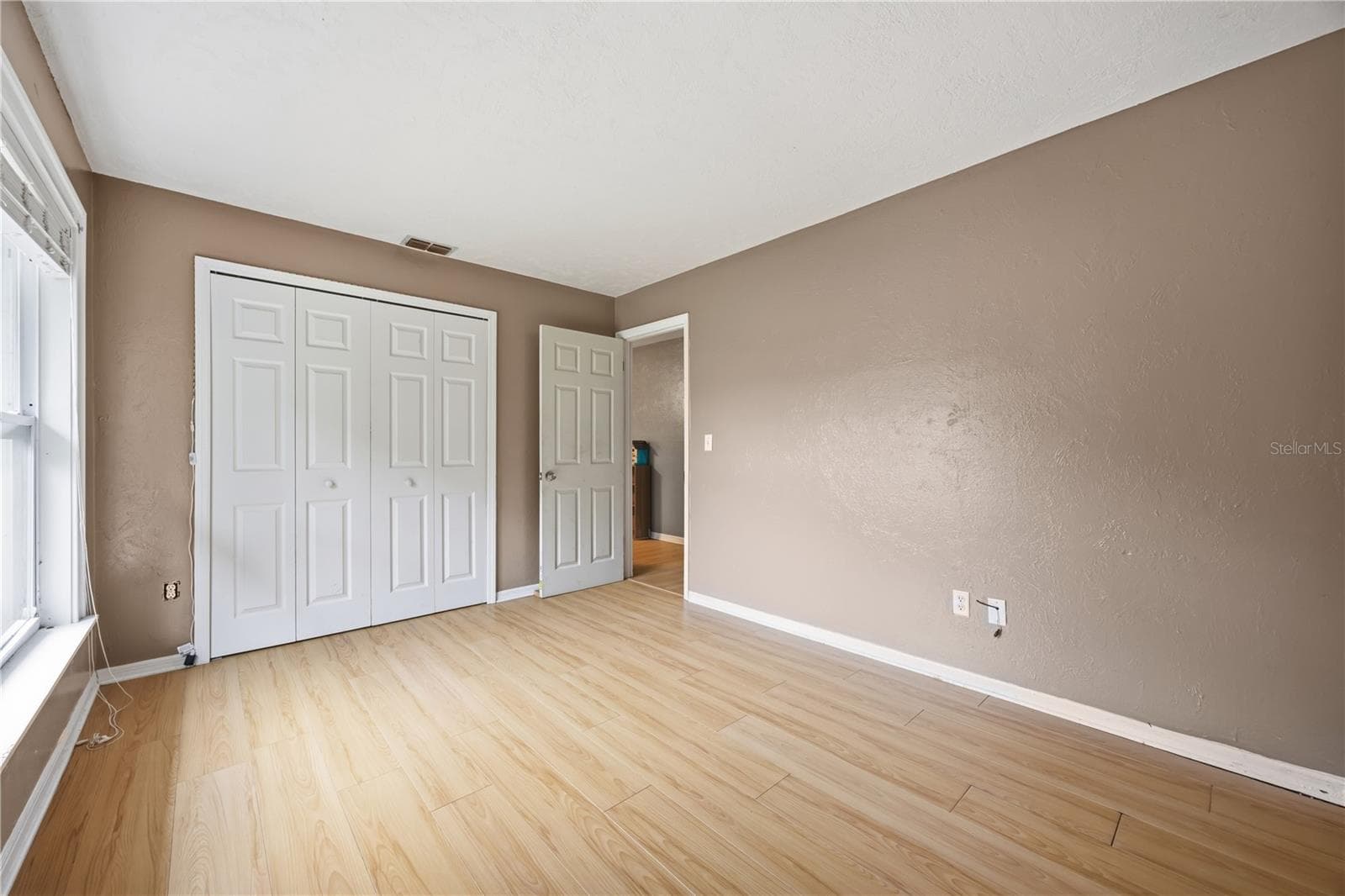 Large closet in third bedroom! Large window allowing natural light to flow - 3906 SANTIAGO ST, SEBRING