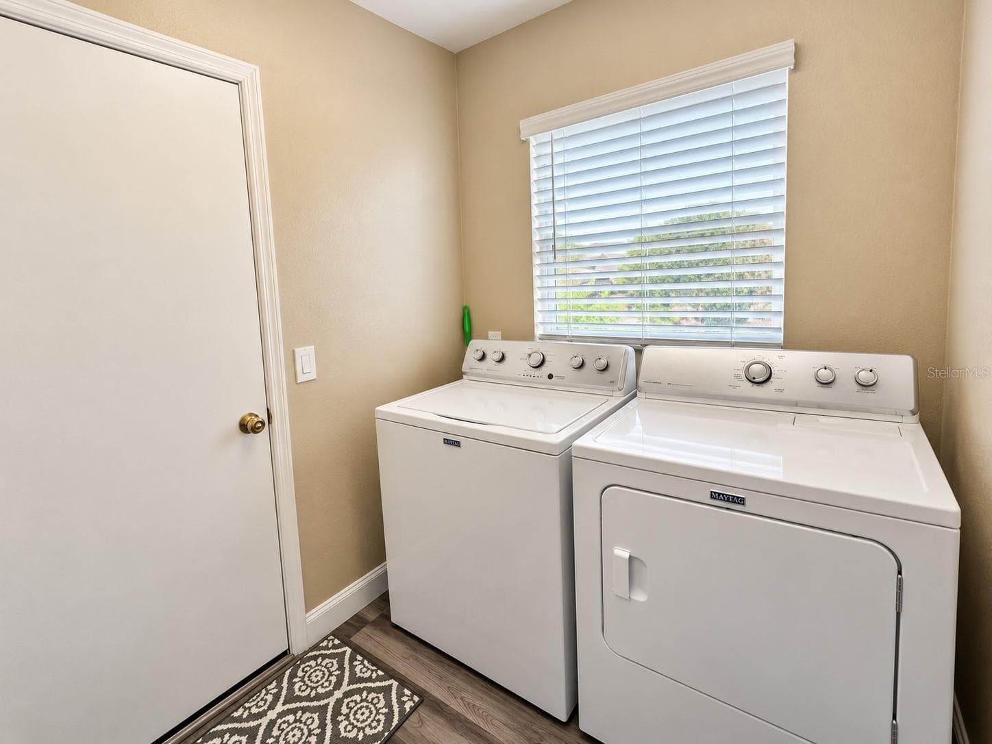 Single Family Residence at 527 DUNOON ST, OCOEE, photo 16 of 18