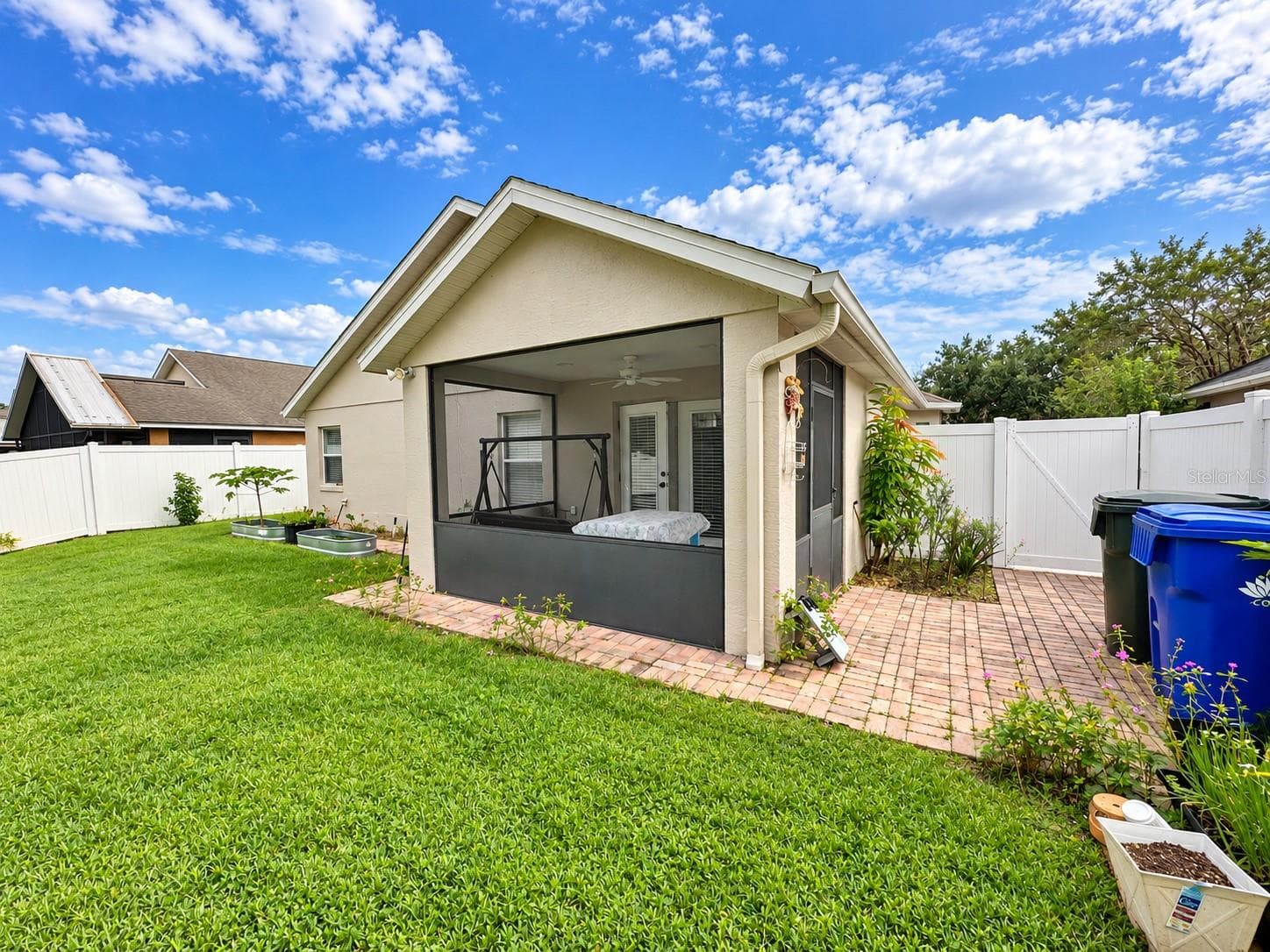 Single Family Residence at 527 DUNOON ST, OCOEE, photo 17 of 18