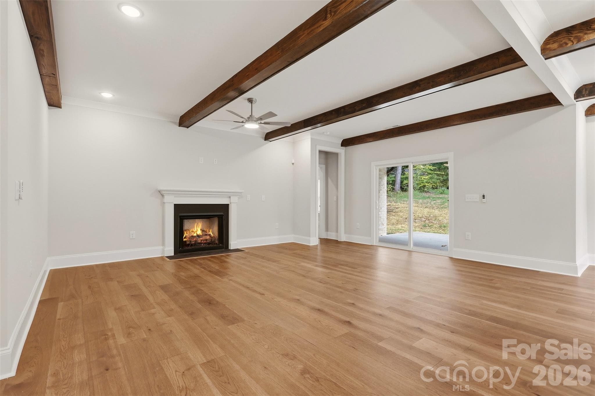 Single Family Residence at 201 Indian Wells Circle, Lexington, photo 4 of 48