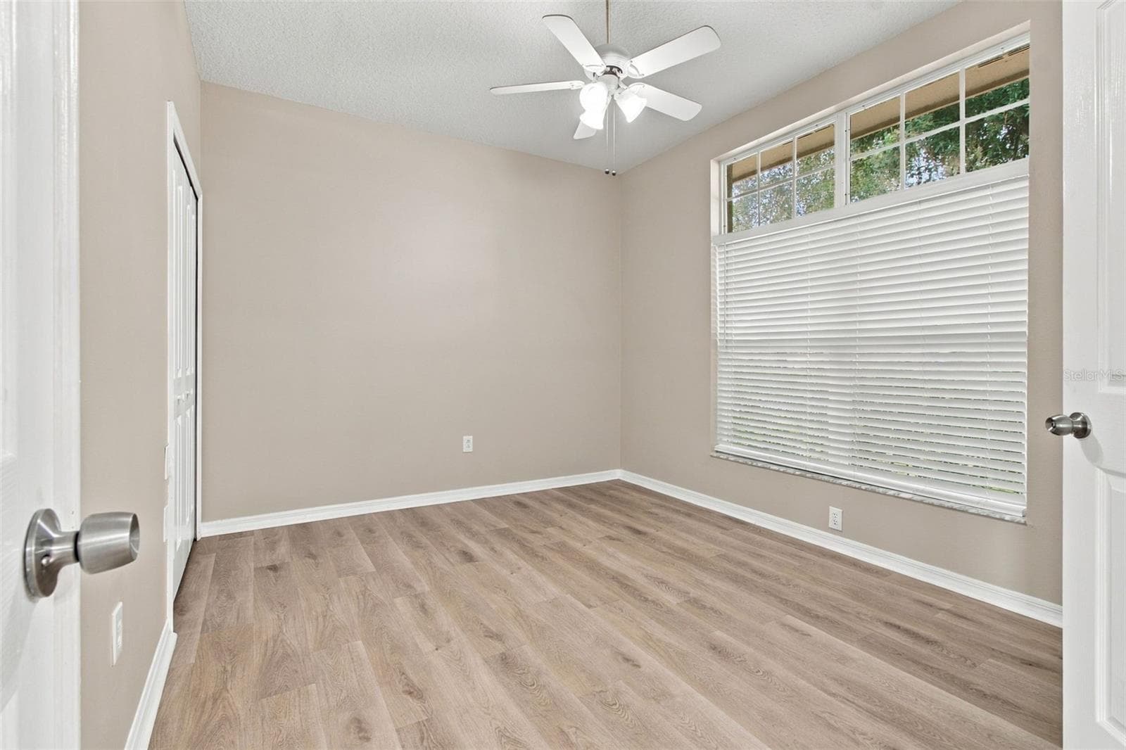Single Family Residence at 28436 OPENFIELD LOOP, WESLEY CHAPEL, photo 8 of 59