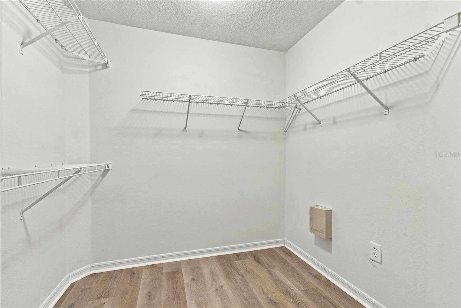 Single Family Residence at 28436 OPENFIELD LOOP, WESLEY CHAPEL, photo 31 of 59