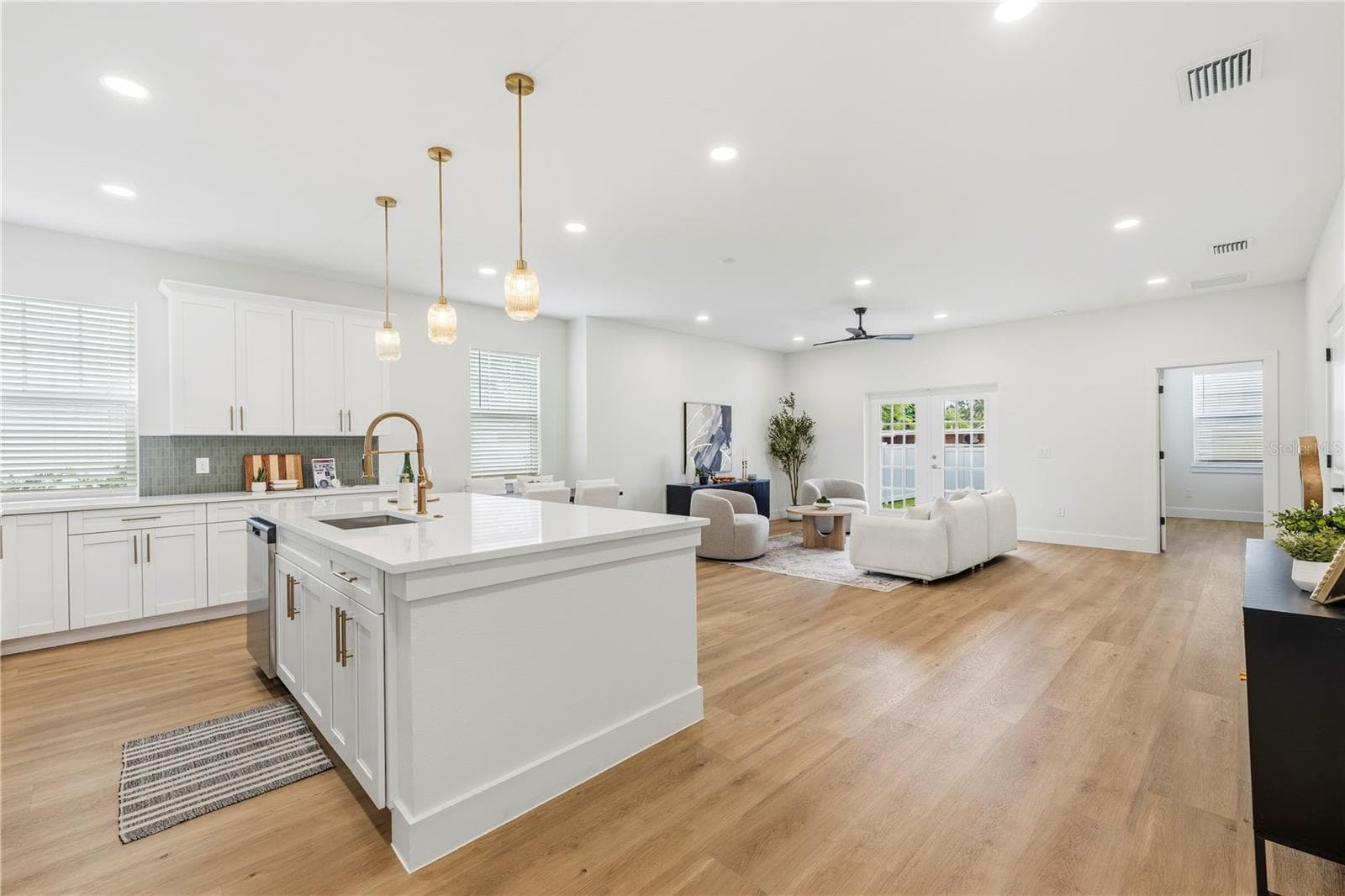 Single Family Residence at 3336 8TH AVE N, ST PETERSBURG, photo 18 of 80