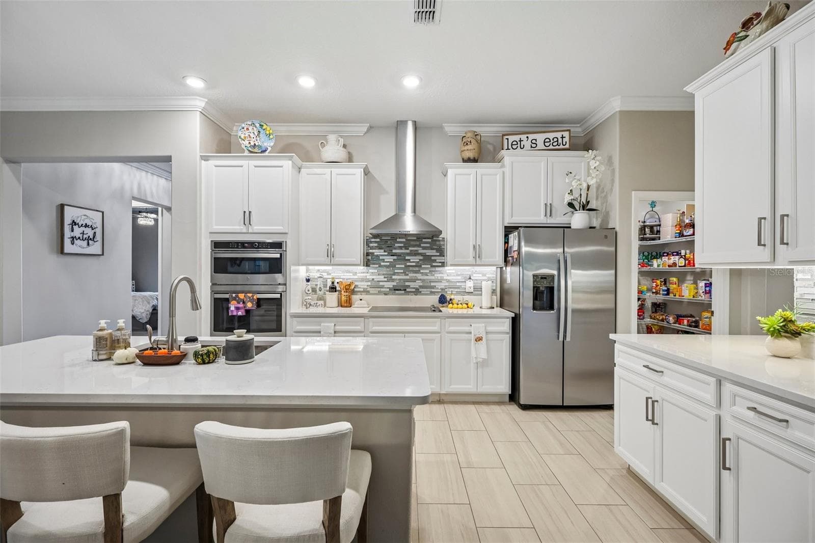 Single Family Residence at 17022 FORGE SURF ST, LAND O LAKES, photo 2 of 59