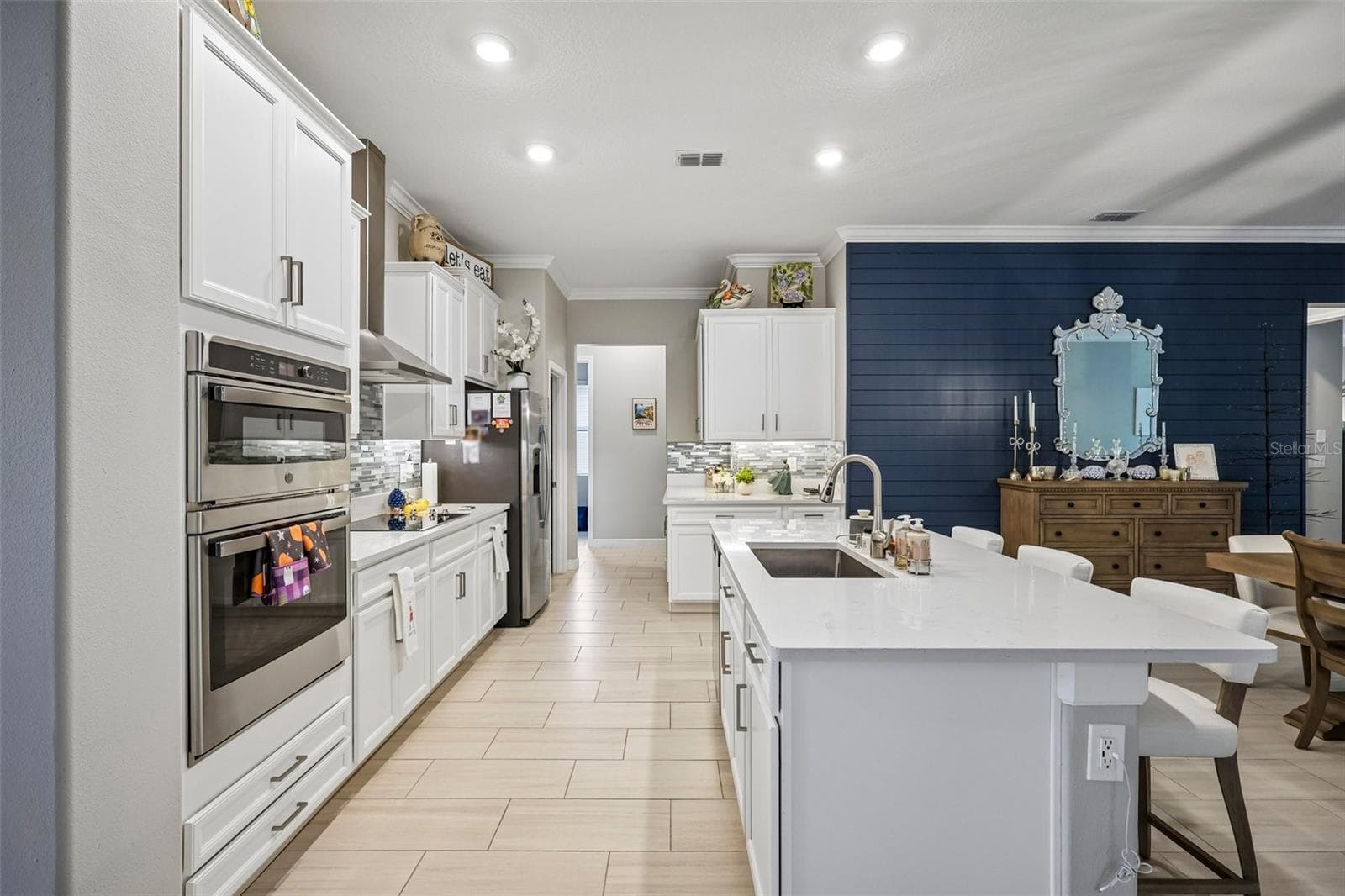Single Family Residence at 17022 FORGE SURF ST, LAND O LAKES, photo 8 of 59