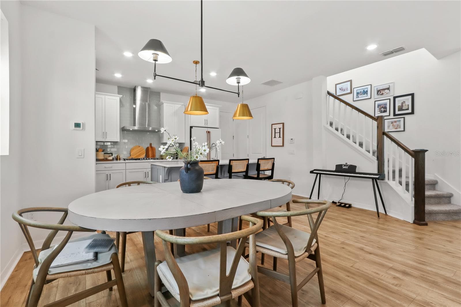 Single Family Residence at 923 COLIE ALY, WINTER GARDEN, photo 11 of 27