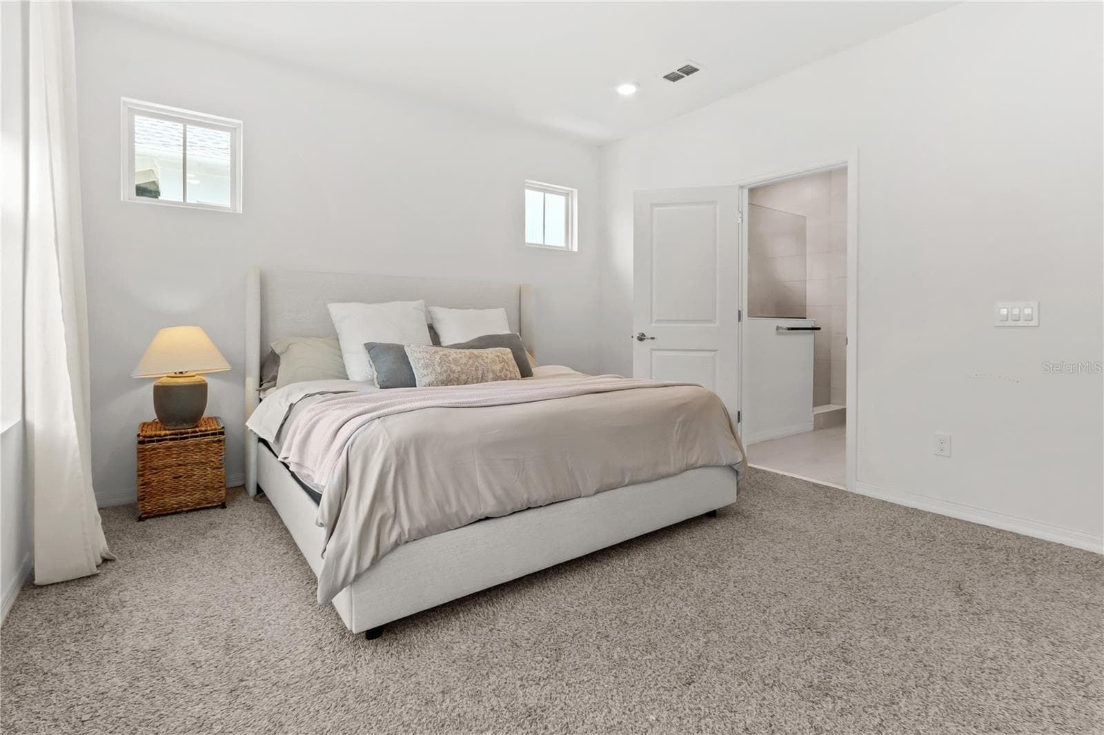 Single Family Residence at 923 COLIE ALY, WINTER GARDEN, photo 16 of 27