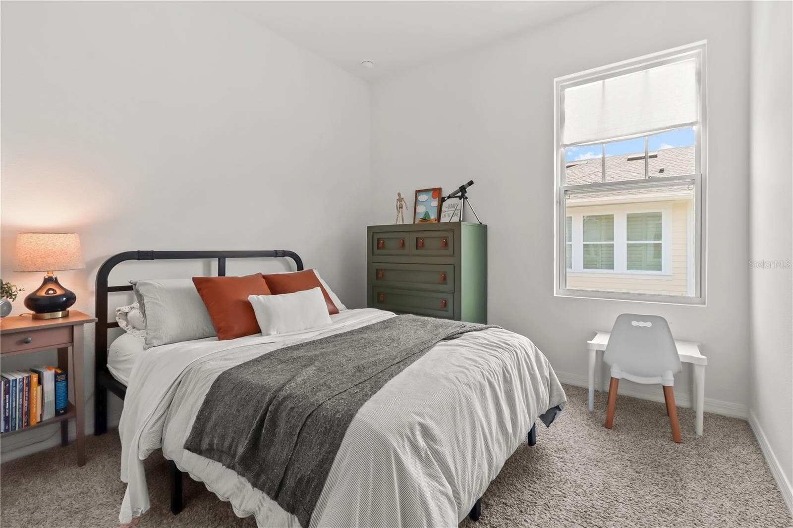 Single Family Residence at 923 COLIE ALY, WINTER GARDEN, photo 19 of 27