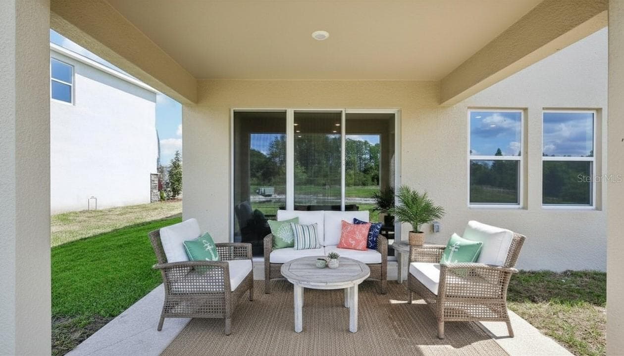 Single Family Residence at 11823 MEMORIAL DR, BROOKSVILLE, photo 11 of 11