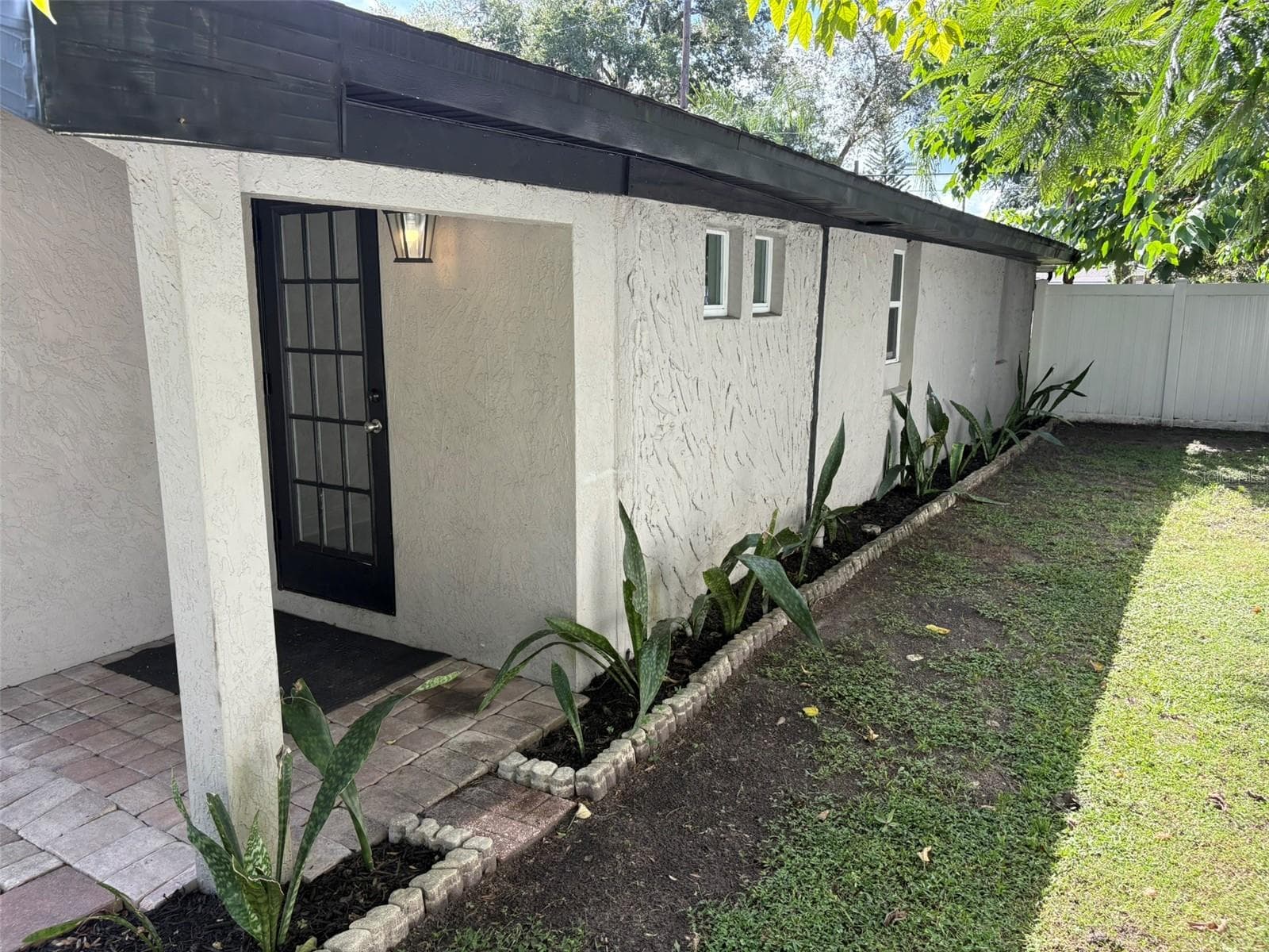 Single Family Residence at 2415 MAYER ST, ORLANDO, photo 6 of 51