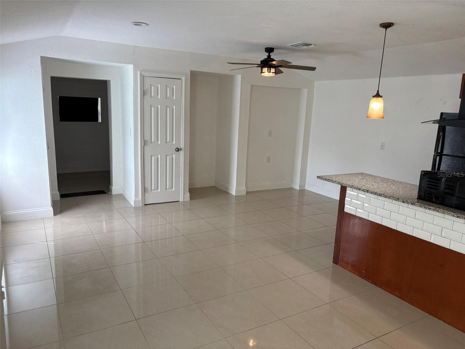 Single Family Residence at 2415 MAYER ST, ORLANDO, photo 20 of 51
