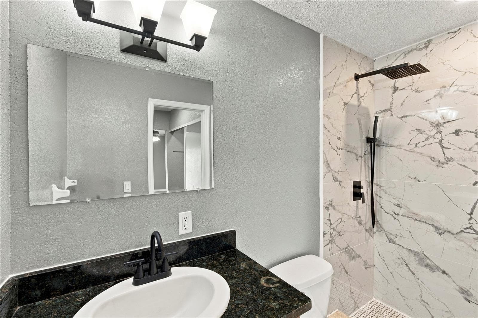 Primary Bedroom Bath - 738 HAVEN PL, TARPON SPRINGS