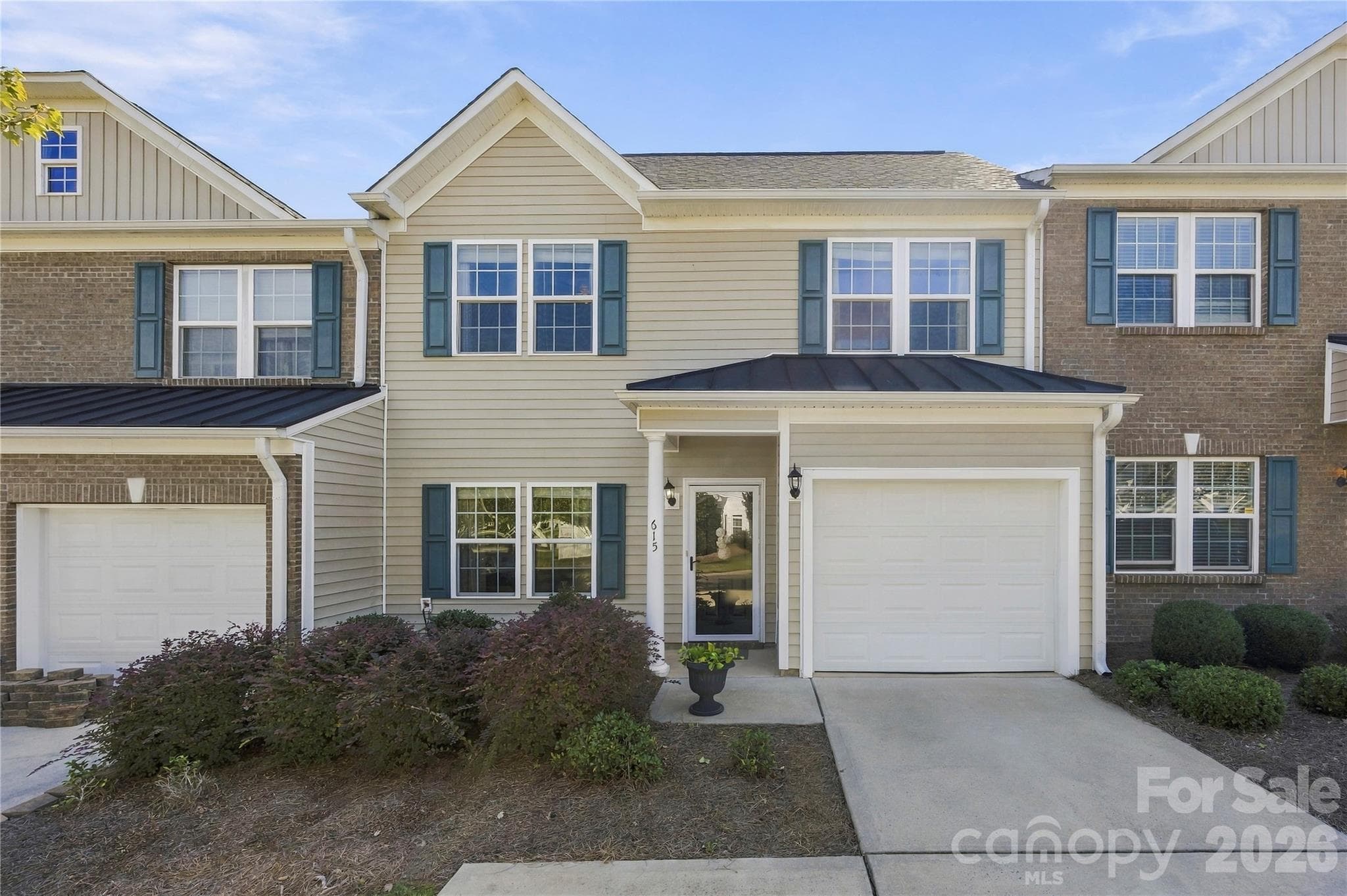 Townhouse at 615 School House Lane, Fort Mill, photo 2 of 34