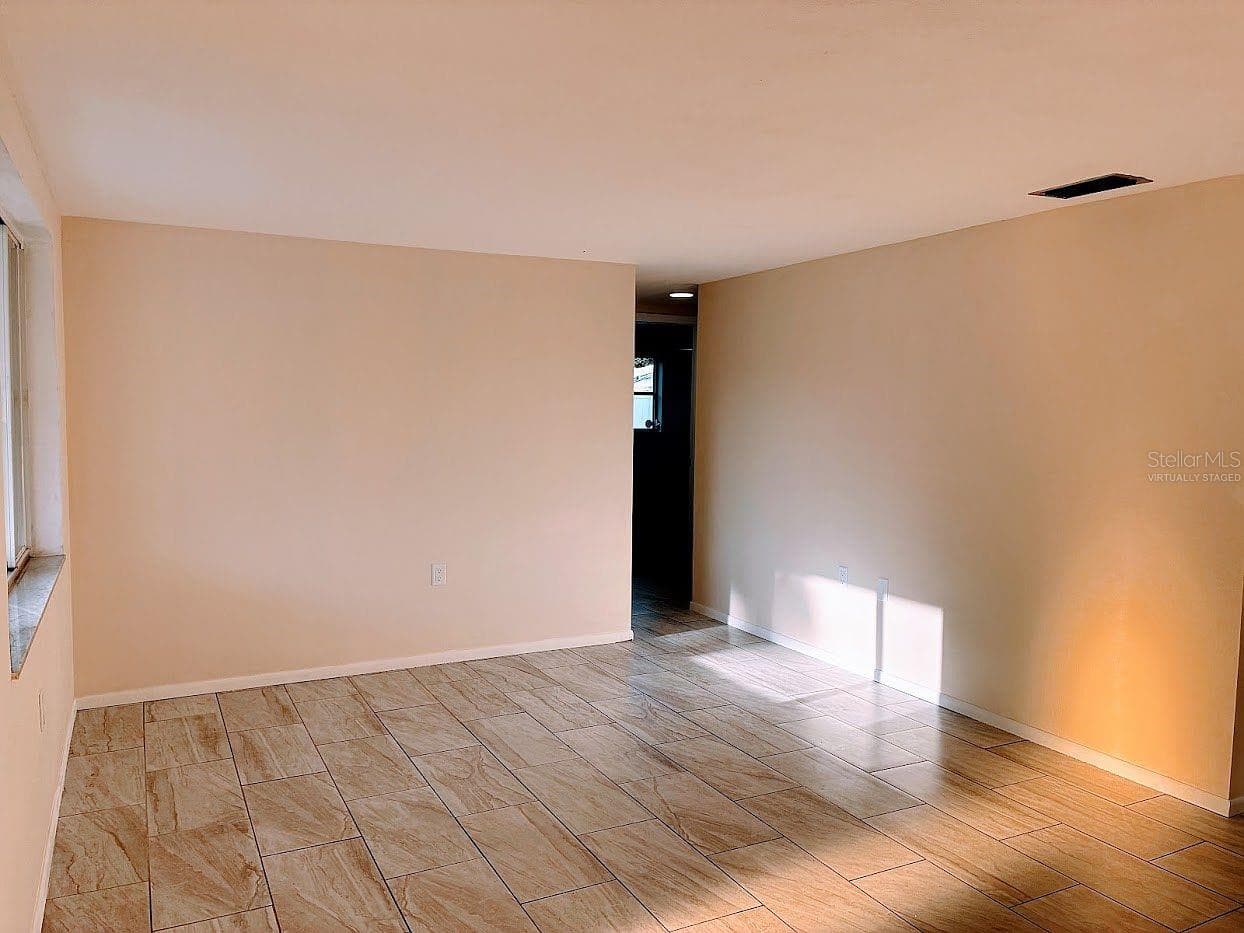 Virtually staged - 6826 LINGO CT, NEW PORT RICHEY